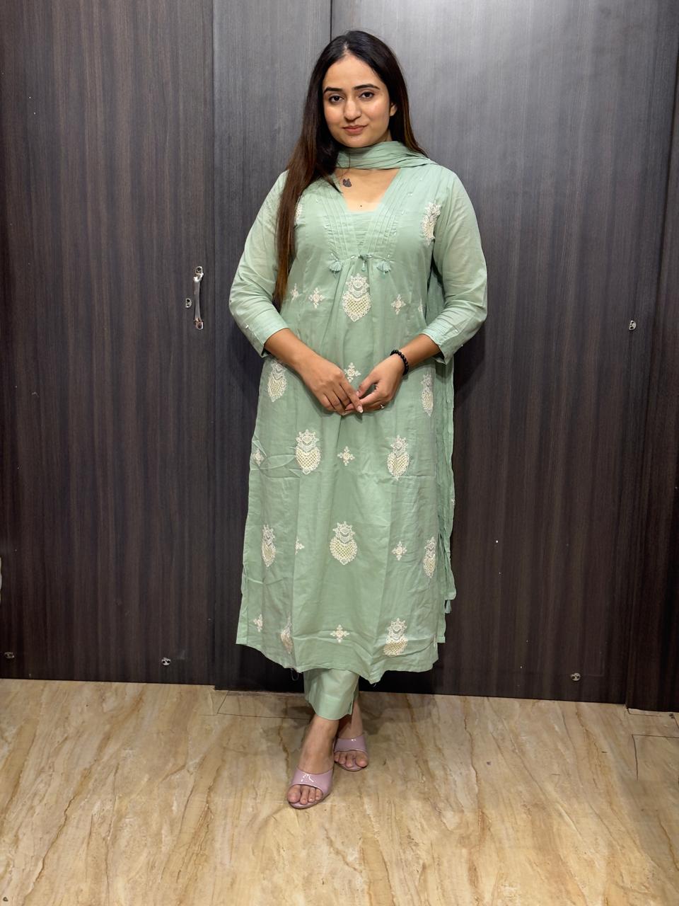 Black ethnic outfit
